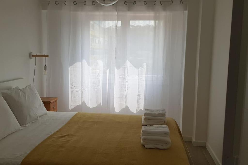 Apartamento Muito Central - 300 Metros Da Praia Apartment Коста да Капарика Екстериор снимка