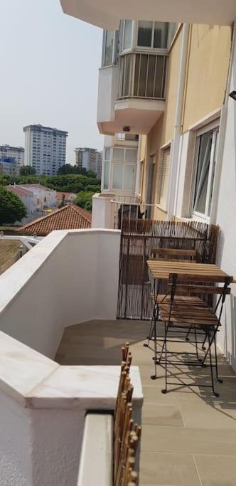 Apartamento Muito Central - 300 Metros Da Praia Apartment Коста да Капарика Екстериор снимка